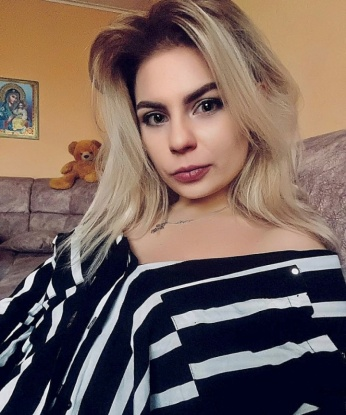 Юля